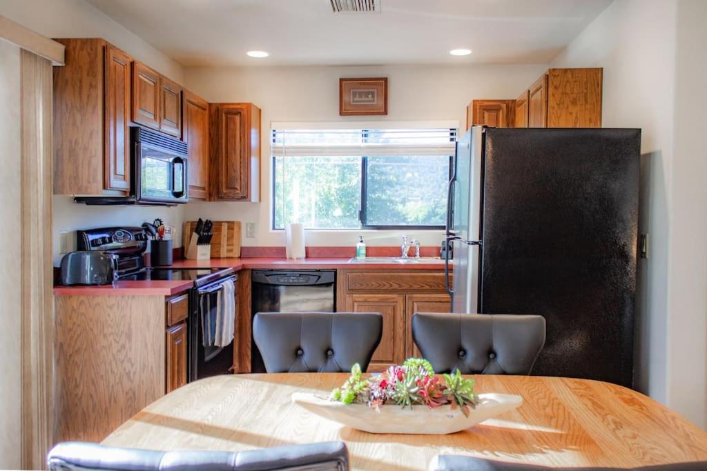 Shaman'S Den - Aptly Decorated Space W/A View Sedona Exterior photo